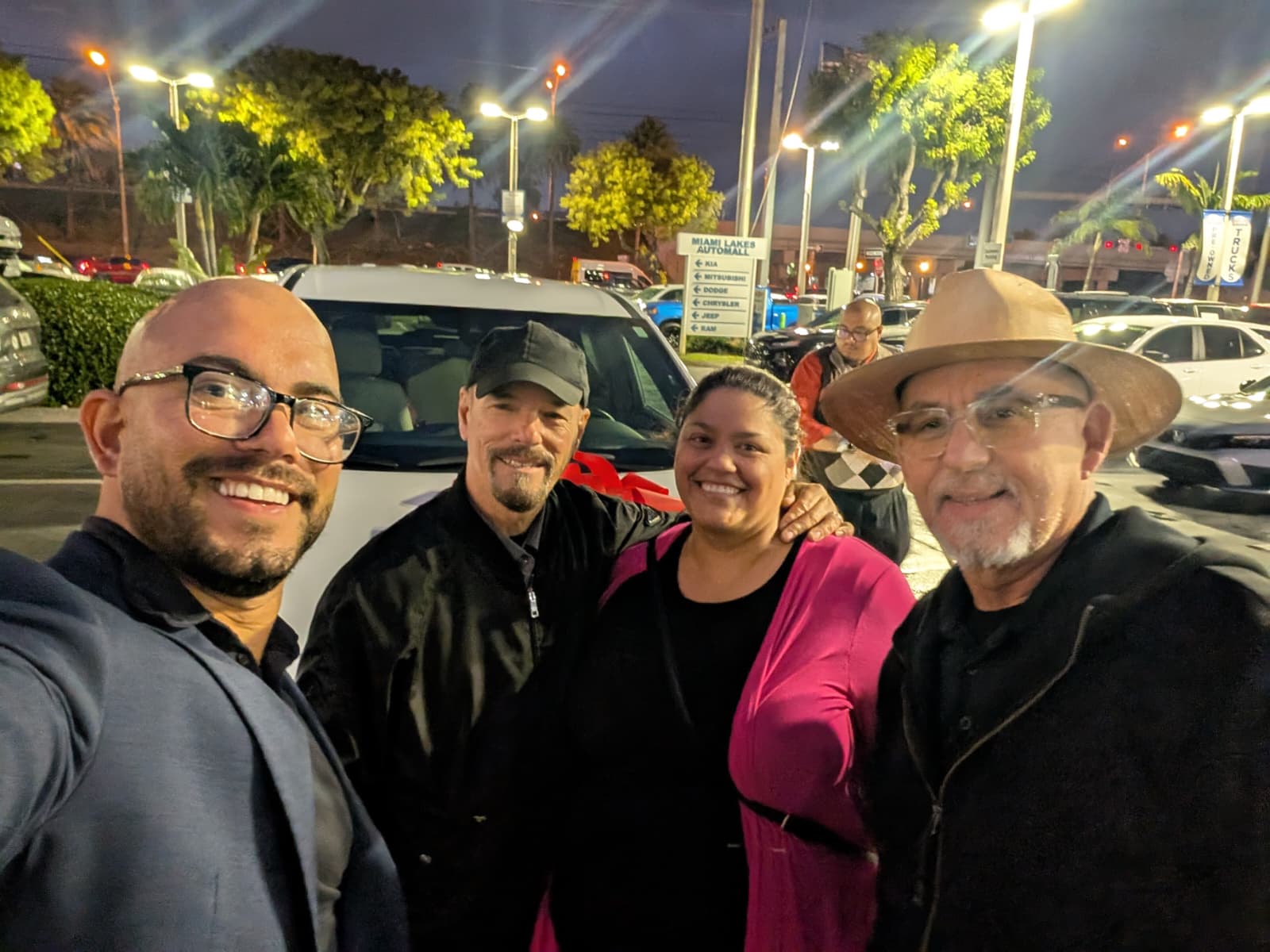 Entrega nocturna familia